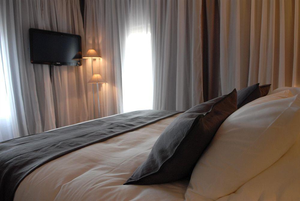 Best Western Hotel De La Breche Niort Eksteriør billede