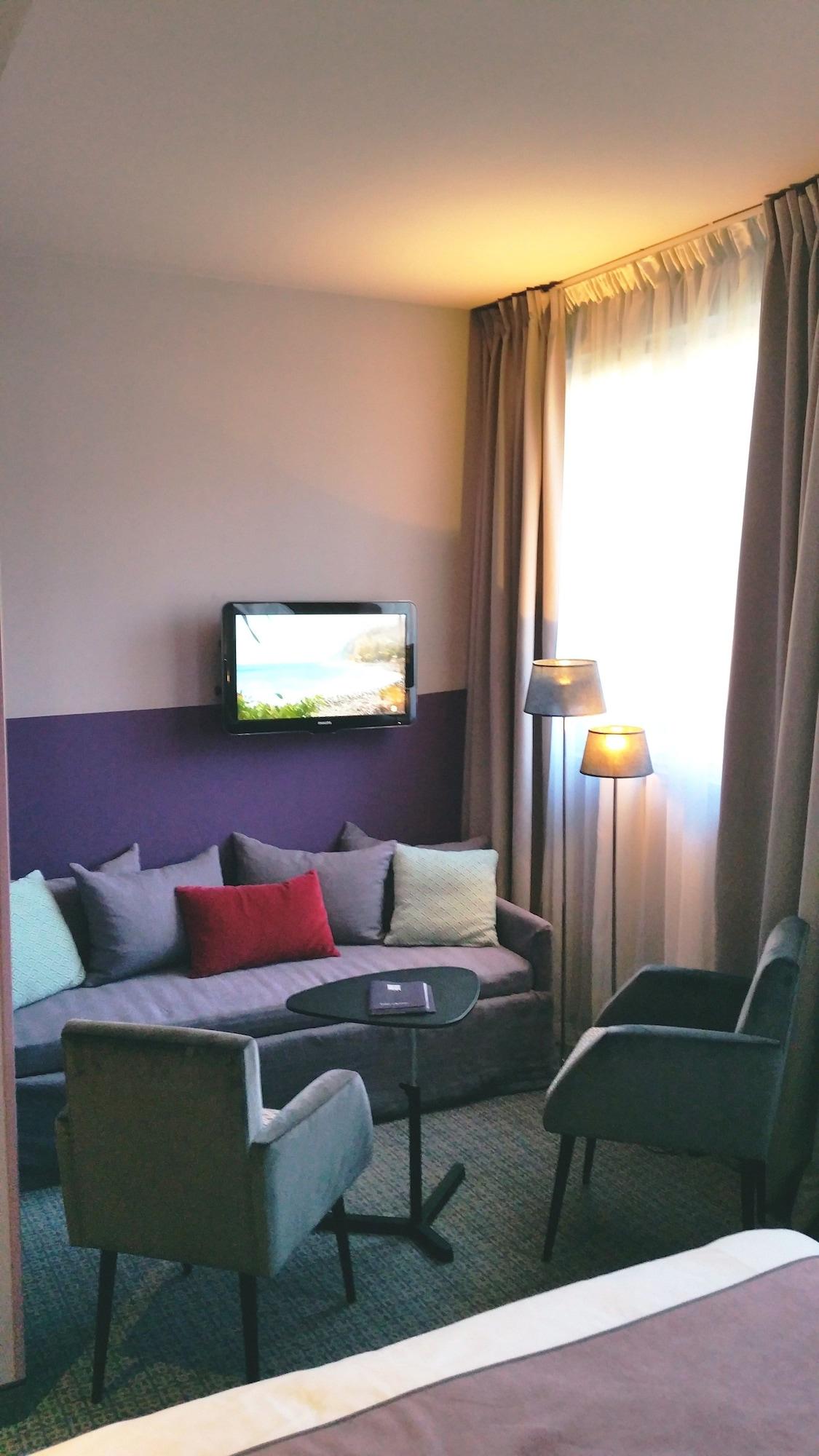 Best Western Hotel De La Breche Niort Eksteriør billede
