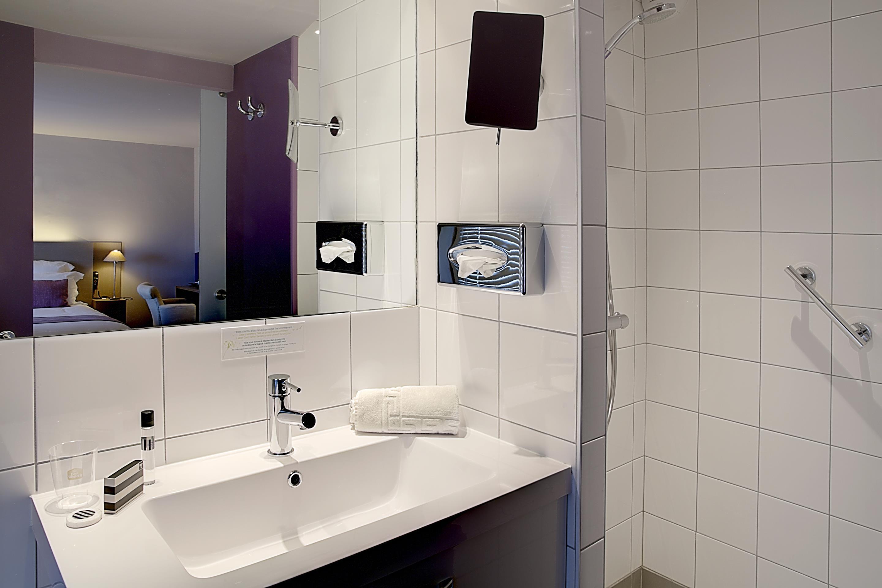 Best Western Hotel De La Breche Niort Eksteriør billede