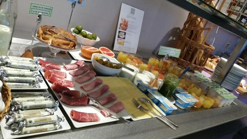 Best Western Hotel De La Breche Niort Eksteriør billede